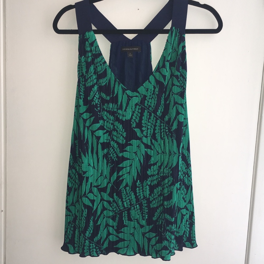 Banana Republic Fern Print Lettuce Hem Tank